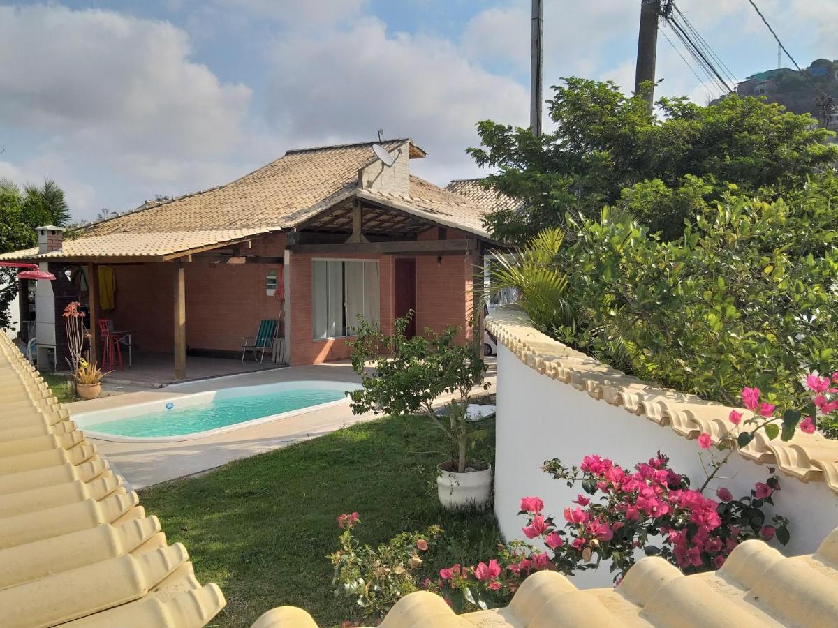 Casa Agradavel Com Piscina Em Condominio Fechado *